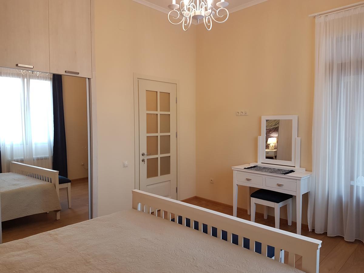 The Starry Night Apartment Batumi Zewnętrze zdjęcie