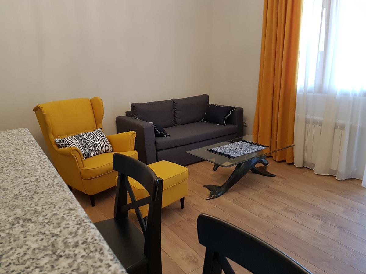 The Starry Night Apartment Batumi Zewnętrze zdjęcie